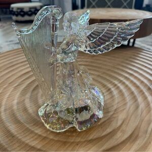 Cracker Barrel Acrylic Christmas Angel Figurine Lights Up & Plays Music